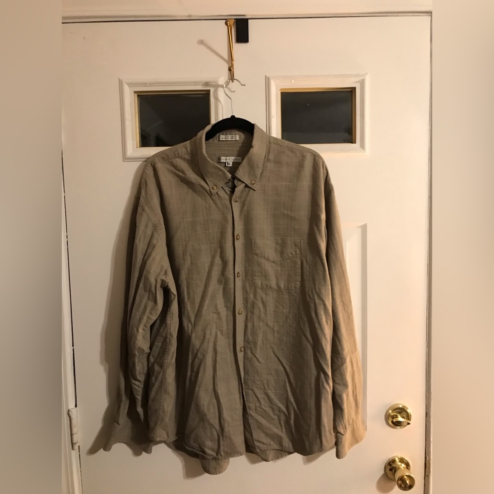 Geoffrey Beene Button Down